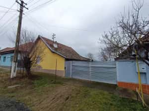 Oferta primavara-Casă cu teren generos 1.305 mp | Curtici – Arad — miniatura 2