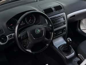 Skoda Octavia 2012 Manuala 140CP — miniatura 5