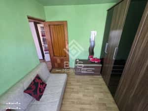 VÂNZARE APARTAMENT- ZONA DECEBAL ETAJ 1