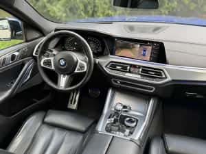 BMW X6 2021 3.0d 265cp M-Packet/IconicGlow/PerneAer/Laser/Masaj/Panorama/Ventilatie/360"/Svarovsky/22" — miniatura 6