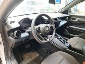 Alfa Romeo Junior SUV Second-Hand de Vânzare — miniatura 6