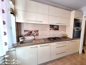 4 camere decomandate, zona Calea Floresti — miniatura 1