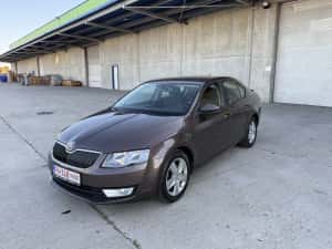 Skoda Octavia 3 GreenLine , Mocca Brown, 1.6 tdci , Moduri de condus , Incalzire in scaune , Carte Service !!