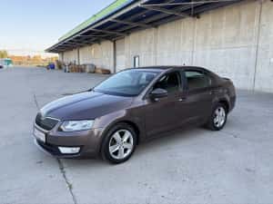 Skoda Octavia 3 GreenLine , Mocca Brown, 1.6 tdci , Moduri de condus , Incalzire in scaune , Carte Service !! — miniatura 4