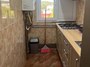 Campina - central - ap. 2 cam mobilat - 54000 Euro/Neg. — miniatura 6