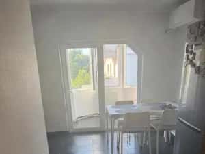 Apartament 2 camere decomandat, cartier Plopilor — miniatura 5