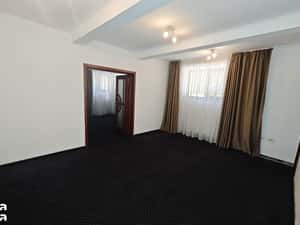 Apartament pentru sediu firma ~ strada Roma ~ Demisol — miniatura 3