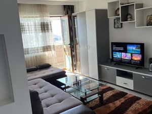 Inchiriez apartament 3 camere decomandat si complet mobilat/utilat — miniatura 1