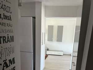 Inchiriez apartament 3 camere decomandat si complet mobilat/utilat — miniatura 3