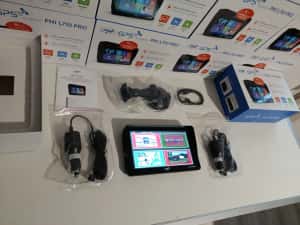 Gps pni L710 pro -ecran mare 7" cu parasolar-memorie 16GB