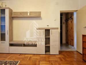 Apartament 3 camere,zona Boul Rosu — miniatura 2