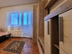 Apartament 3 camere,zona Boul Rosu — miniatura 3