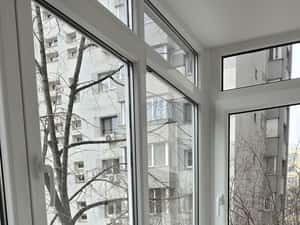 3 camere decomandate /centrala / mobilat / utilat / 2 bai / parcare / — miniatura 4