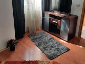 Inchiriere Garsoniera parter-Valea Ialomiței cu loc de parcare — miniatura 1
