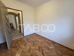 Apartament 4 camere de inchiriat Bulevardul Unirii acces din strada — miniatura 6