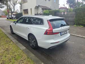 Volvo V60 4×4  2.0 T6 Recharge AWD Inscripție 321CP 2021 — miniatura 3