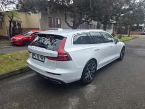 Volvo V60 4×4  2.0 T6 Recharge AWD Inscripție 321CP 2021 — miniatura 4