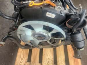 Motor 2.0/2.5 volkswagen craftar — miniatura 5
