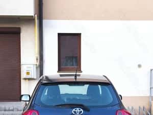 Vand Toyota Auris 2008 Diesel 1998 cmc Neavariata — miniatura 2