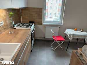 Apartament 2 camere, decomandat, Tractorul — miniatura 4