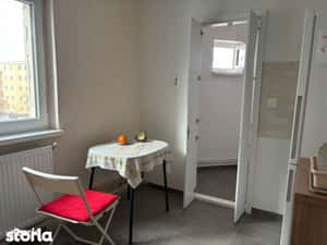 Apartament 2 camere, decomandat, Tractorul — miniatura 5