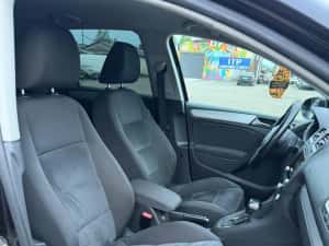 Golf 6 facelift 1,6 diesel automat — miniatura 4