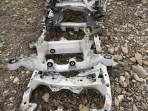 Cadru motor ( jug) bmw seriile 1  2,3,4,5,6 7 x4 x5 x6 — miniatura 3