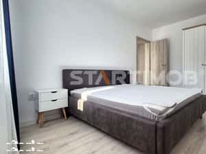 Apartament 2 camere cu parcare zona Noua — miniatura 1