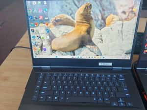 Laptop Gaming Lenovo Y740  i7-9750H | 1TB SSD| 32GB RAM | RTX 2060 6GB — miniatura 3