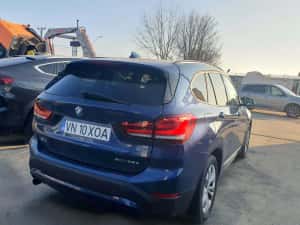 BMW X1 xDrive25e, an 2021, cutie automata, Navi, Clima - avariat — miniatura 6