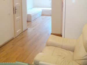 inchiriez garsoniera dubla cocheta  Ploiesti -gara de sud  350E — miniatura 3