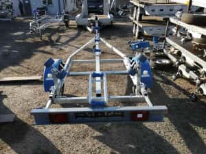 Remorca peridoc-transport barci,skijet,ambarcatiuni 750-2700 kg — miniatura 6