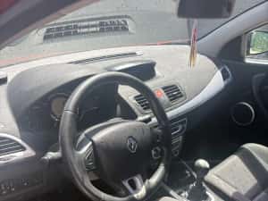 Vand Renault Megane 3 coupe — miniatura 6