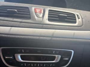 Vand Renault Megane 3 coupe — miniatura 7
