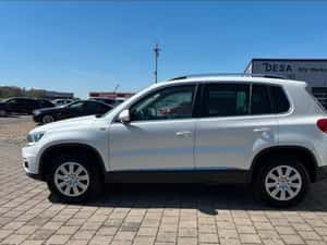 Volkswagen Tiguan 2.0 Diesel 2015 Manuală - 9.990 EUR — miniatura 3