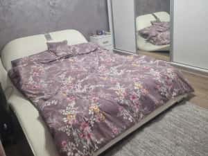 Etaj 1. Bucatarie inchisa. 2 bai. 2 locuri de parcare — miniatura 3