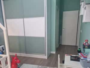 Etaj 1. Bucatarie inchisa. 2 bai. 2 locuri de parcare — miniatura 8