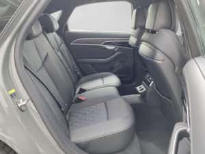 Audi A8 Hibrid, 462 cp, 30.264 km — miniatura 5
