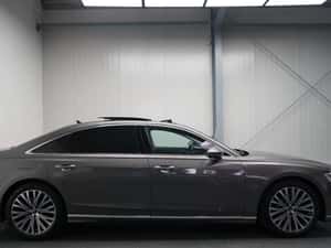 Audi A8 Diesel 286 cp, 87.500 km, 2022 — miniatura 4