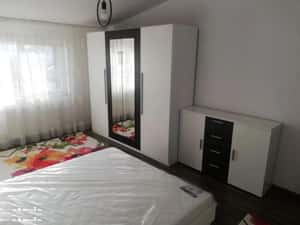 Apartament 2 camere decomandate , Intre Lacuri — miniatura 1