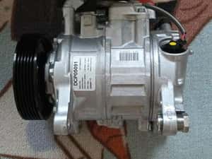 Compresor ac BMW e90,e91,e92,e93,F25 motor N47 — miniatura 9