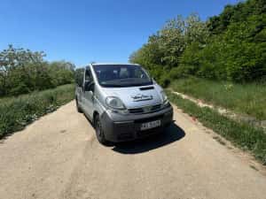 Nissan Primastar 1.9 — miniatura 1