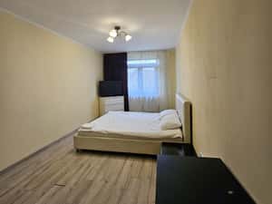 Apartament cu 3 camere de închiriat – zona Rogerius, Oradea — miniatura 5