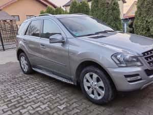 Mercedes Grand ML 350 BlueTEC 4MATIC – SUV puternic și confortabil — miniatura 3