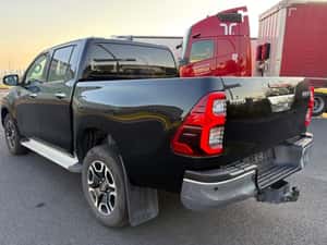 Toyota Hilux Automată 204 HP Diesel — miniatura 7