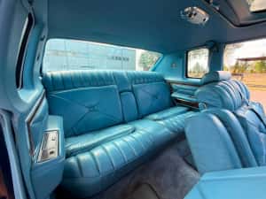 Lincoln Continental TownCoupe 1976 — miniatura 9