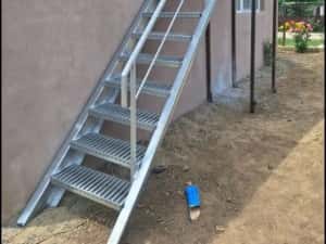 Scări metalice galvanizate