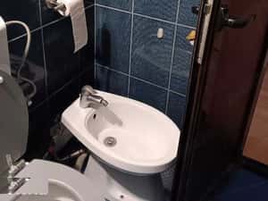 Apartament cu doua camere, Ostroveni, Rm Valcea, jud Valcea — miniatura 3