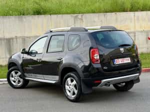 Dacia Duster | *2WD* | Diesel 1.5 ~2011 | Euro 5 |  Prestige | — miniatura 4