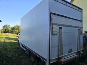 Mercedes Sprinter 413 — miniatura 9